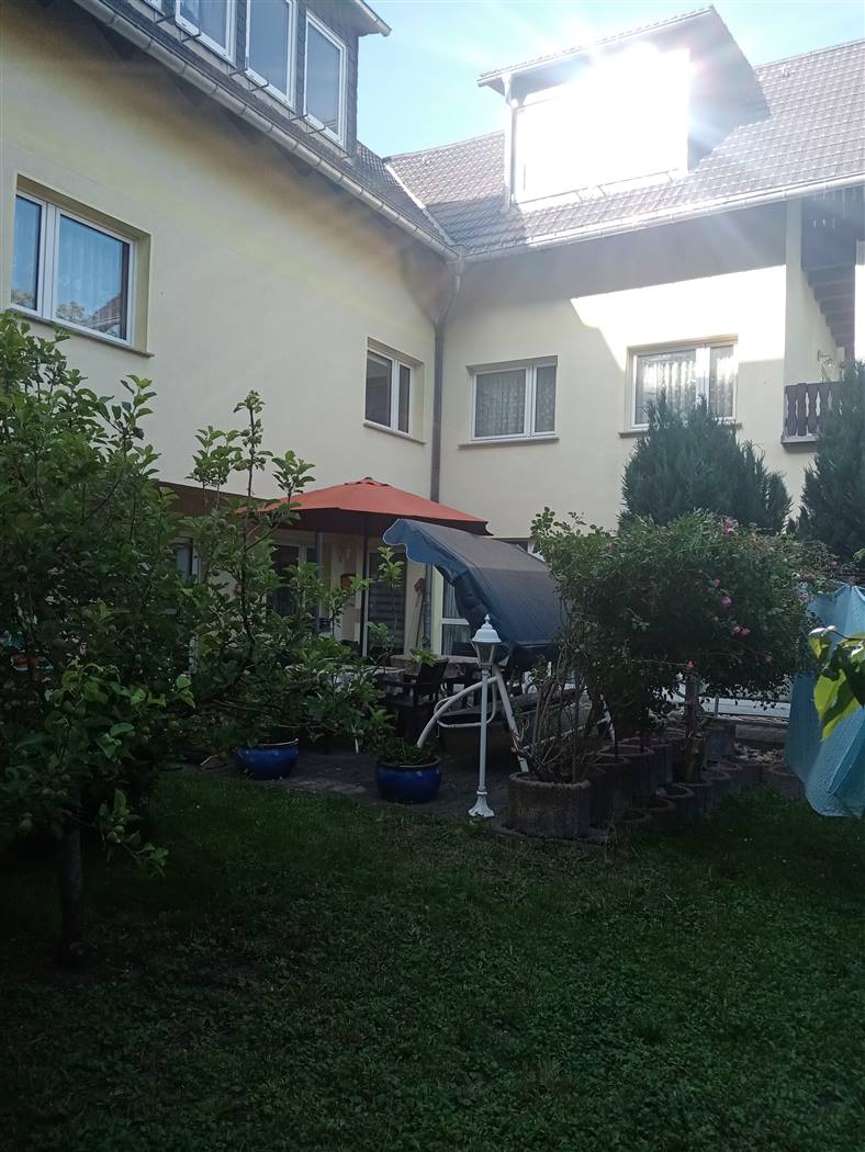Doppelzimmer – Gartenblick
